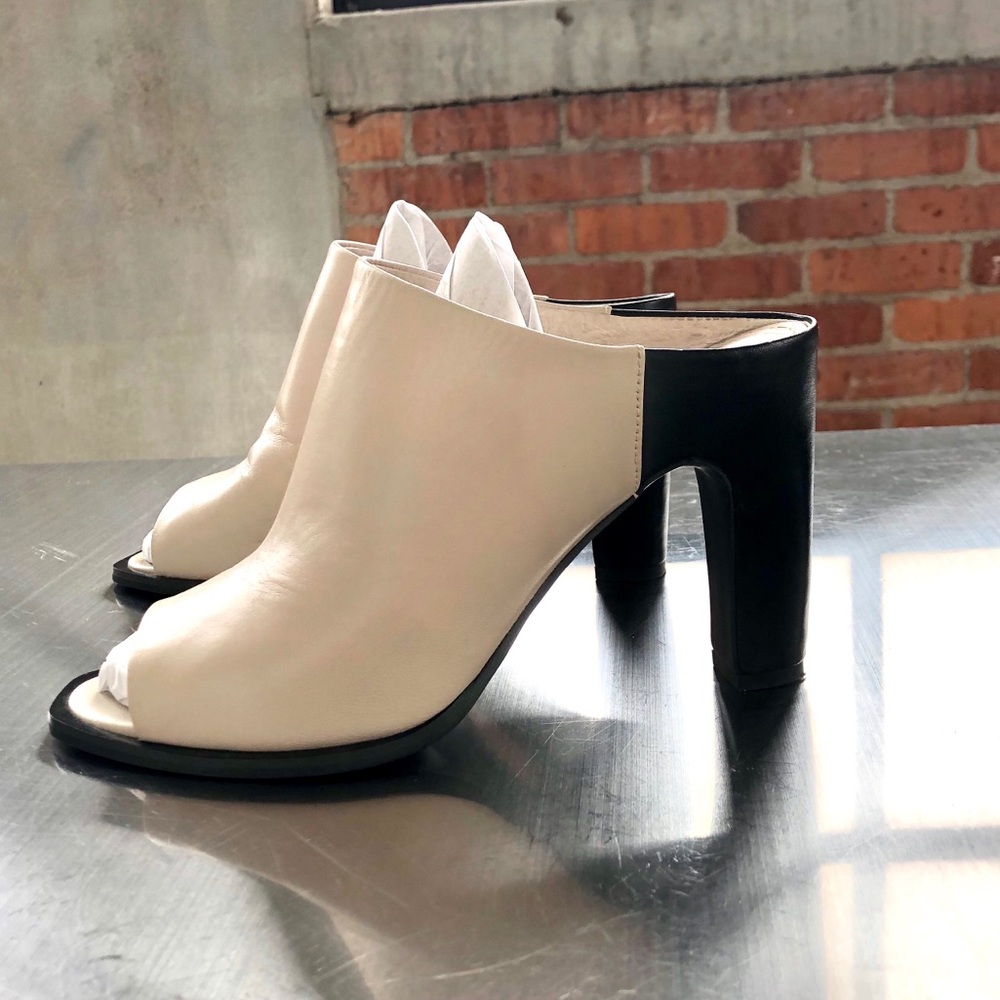 Kenneth Cole | Beacon Mule Sandal Heels